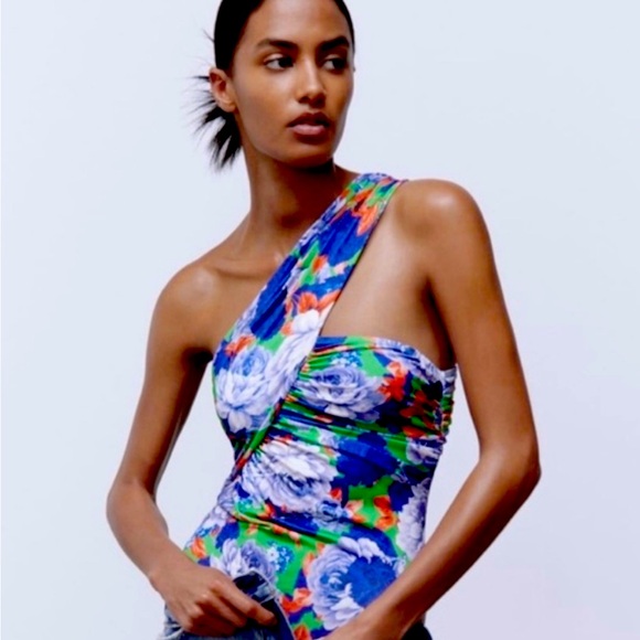 Zara Tops - NWT Zara Bodysuit Floral One Shoulder Ruched Top Size Small